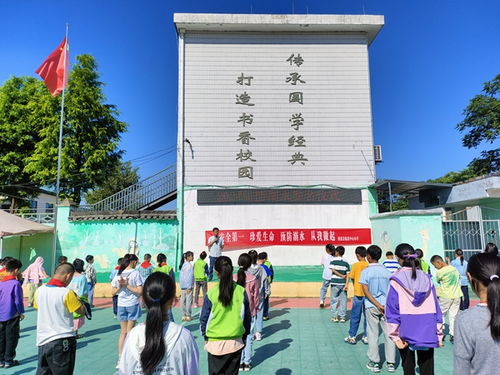 绩溪县临溪中心小学开展防溺水安全教育签名活动