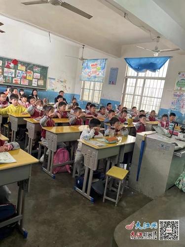 心随 音 动 乐 动心弦 庐山市第二小学开展音乐欣赏示范课 组图